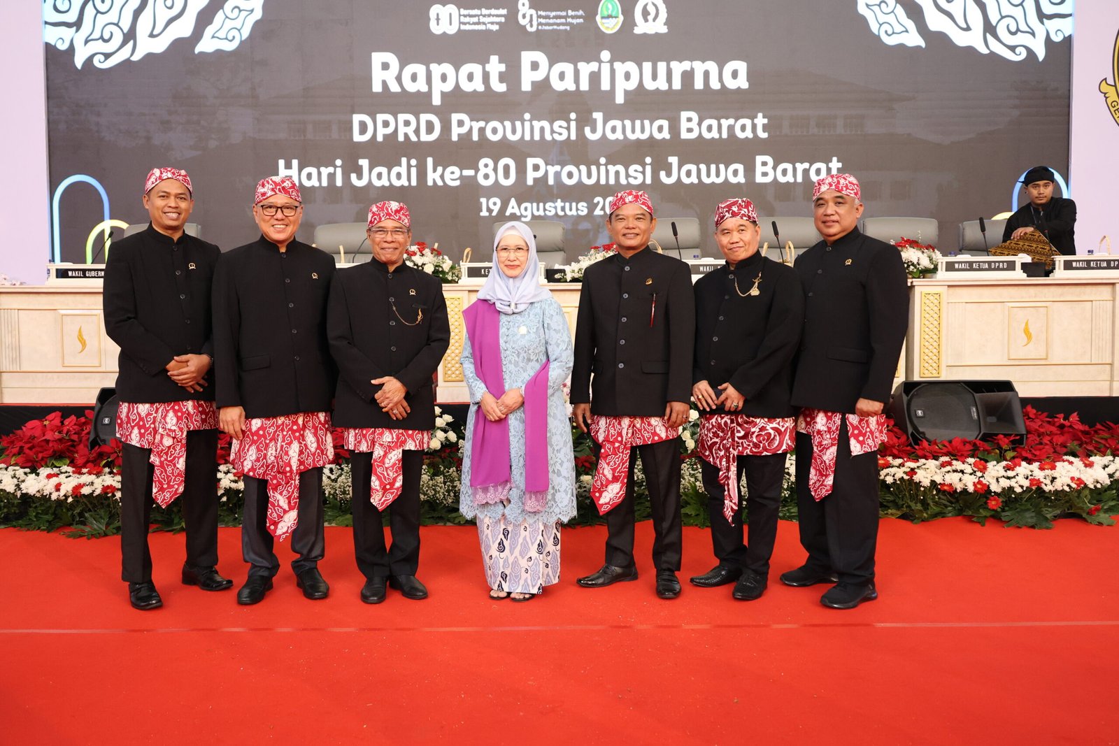 Anggota DPRD Jawa Barat, Saeful Bachri menghadiri Rapat Paripurna dalam rangka Hari Ulang Tahun (HUT) ke-80 Jawa Barat,