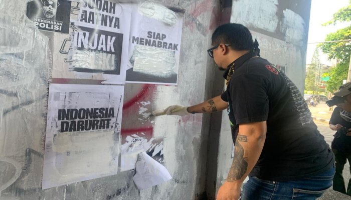 Komunitas motor Reborn Indonesia melalui sayap sosialnya, Reborn for Humanity (RFH), menggelar aksi bertajuk “Jaga Bandung”