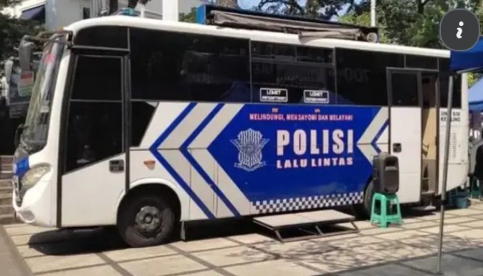 Polrestabes Bandung dan Polres Cimahi kembali hadir untuk layanan SIM Keliling bagi warga yang membutuhkan.