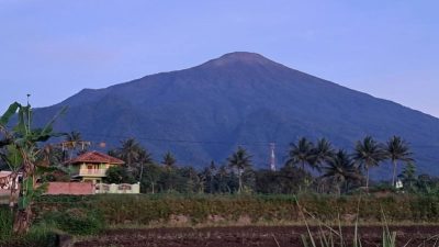 PVMBG: Dentuman di Sekitar Gunung Ciremai Bukan Aktivitas Erupsi