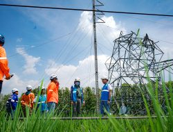PLN Bergerak Cepat Dirikan Tower Darurat untuk Pulihkan Kelistrikan Klaten Pasca Cuaca Ekstrem