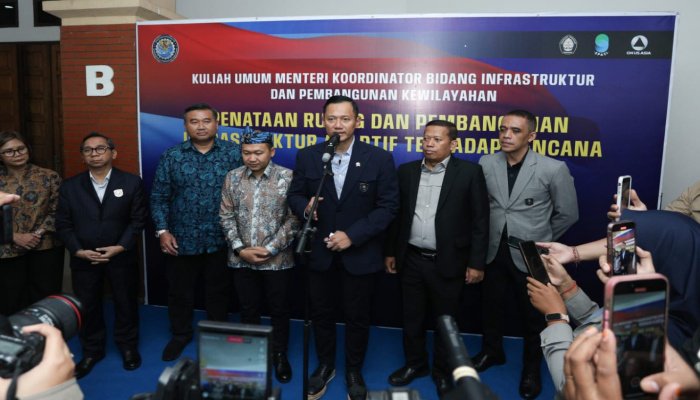 Menko AHY menegaskan pentingnya kolaborasi antara pemerintah dan perguruan tinggi dalam membangun infrastruktur.