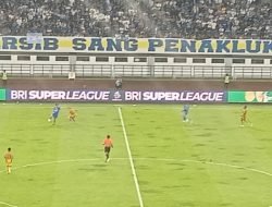 Tekuk Bhayangkara FC 2-0, Persib Bandung Naik ke Peringkat 2 Super League