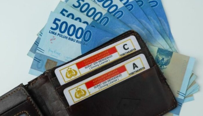 Bagi masyarakat yang akan melakukan perpanjangan Surat Izin Mengemudi di Bandung, memahami rincian biaya sejak awal menjadi hal penting. 