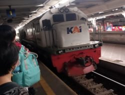 KAI Commuter Perkirakan Jumlah Penumpang Naik 3 Persen pada Nataru 2025–2026