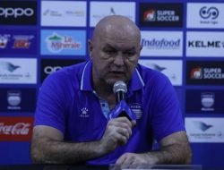 Menang Besar atas Borneo FC, Pelatih Persib Bandung Puas