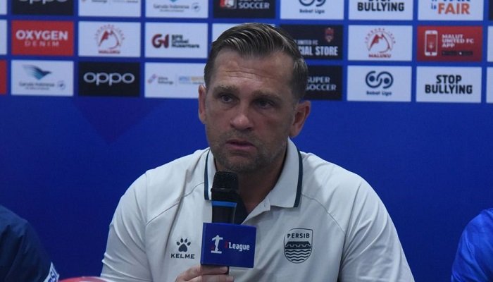 Persib Bandung bakal melakoni laga sengit pada Pekan 12 Super League 2025-2026, menghadapi Malut United, Minggu (14/12/2025).