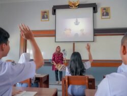 Kemendikdasmen Perkuat Perlindungan Guru Non-ASN, Insentif dan TPG Naik di 2026