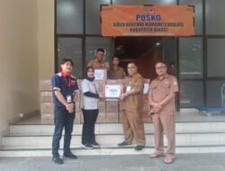 Alfamidi Bantu Warga Terdampak Banjir di 10 Kecamatan di Kabupaten Bekasi