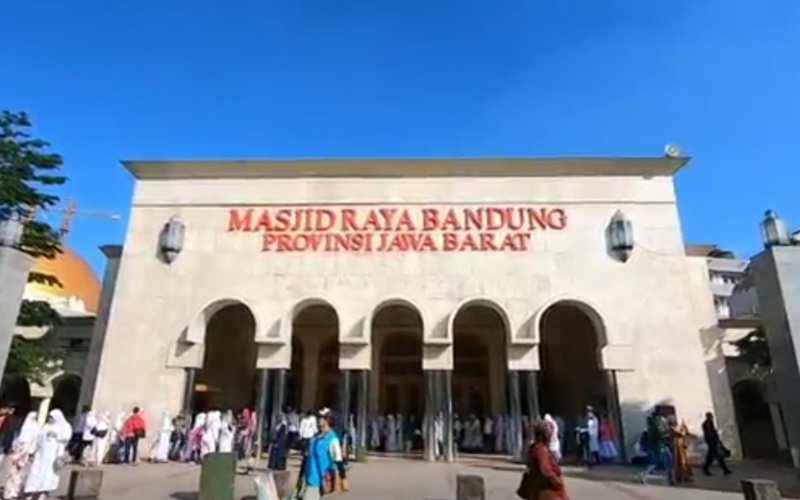 Masjid Raya Bandung Dikelola Mandiri Usai Dukungan Pemprov Jabar Dihentikan