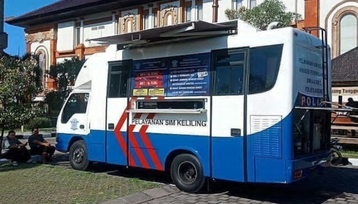 SIM yang masa aktifnya akan segera berakhir sebaiknya dipersiapkan sejak dini agar proses perpanjangan dapat berjalan lancar.