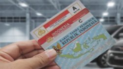 Pernah terbayang harus kembali duduk di ruang ujian teori dan praktik mengemudi hanya karena lupa satu tanggal.