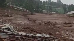 Longsor di Cisarua Bandung Barat, 82 Warga Hilang dan 8 Ditemukan Meninggal Dunia