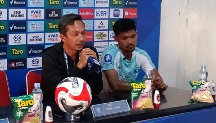 Persib Bandung memulai perjuanganya mempertahankan gelar juara di Super League 2025-2026, dengan menghadapi PSBS Biak, Minggu (25/1/2026).