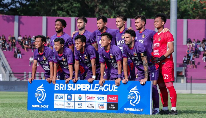 Laga seru bakal tersaji di Stadion Brawijaya, Kediri, Senin (5/1/2026) mulai pukul 19.00 WIB, saat Persik Kediri menjamu Persib Bandung.