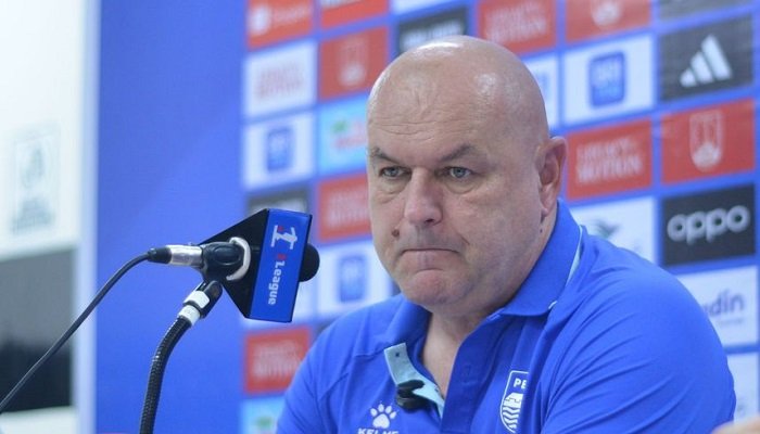 Persib Bandung hanya meraih kemenangan tipis 1-0 atas Persis Solo pada laga Pekan 19 Super League 2025-2026, Sabtu (31/1/2026) sore.