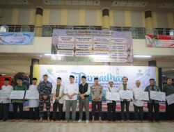 Safari Ramadan: Farhan Ajak Warga Gotong Royong Buat Masjid Agung Berkilau