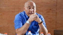 Akses jalan menuju SMK Negeri 4 Kota Depok dinilai belum memadai dan menghambat pengembangan fasilitas pendidikan di sekolah tersebut.