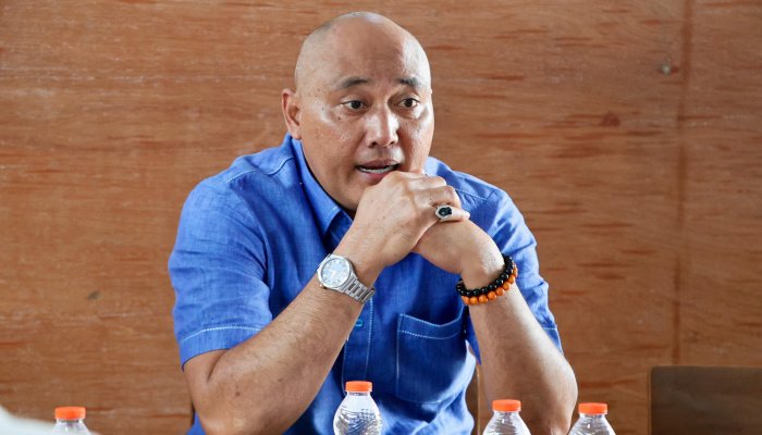 Akses jalan menuju SMK Negeri 4 Kota Depok dinilai belum memadai dan menghambat pengembangan fasilitas pendidikan di sekolah tersebut.