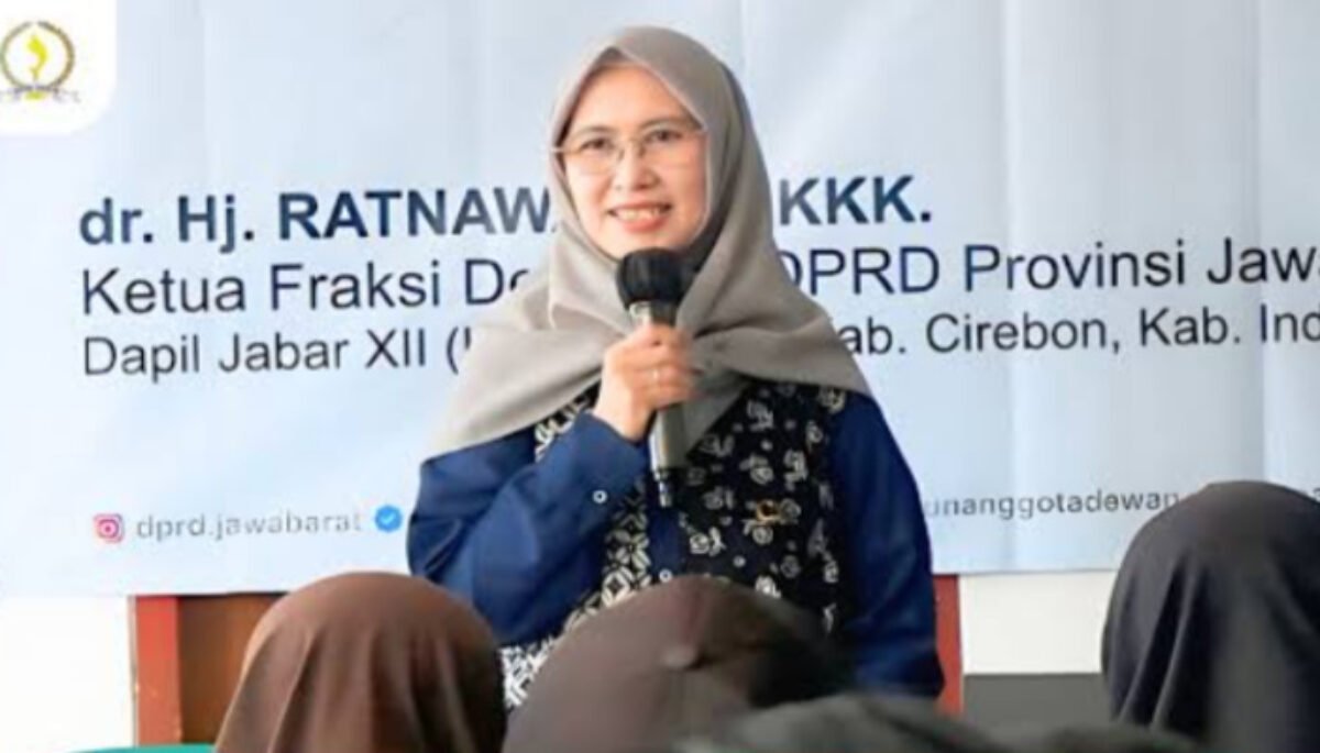 Anggota DPRD Provinsi Jawa Barat, Hj. Ratnawati, menegaskan komitmennya mendorong hilirisasi komoditas garam di Kabupaten Indramayu. 