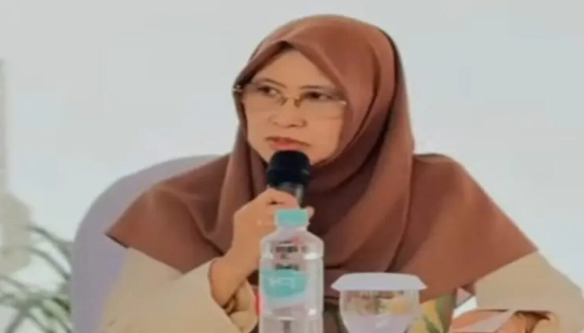 Warga Desa Kalianyar, Kecamatan Krangkeng, menyampaikan kekecewaan atas janji fasilitas olahraga dari pihak pabrik lokal.