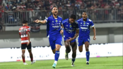 CATATAN BALAD BOBOTOH: Jamu Madura United, Saatnya Persib Bandung Pesta Gol