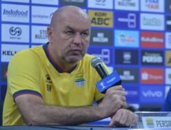 Main di Kandang, Persib Bandung Bertekad Tekuk Malut United