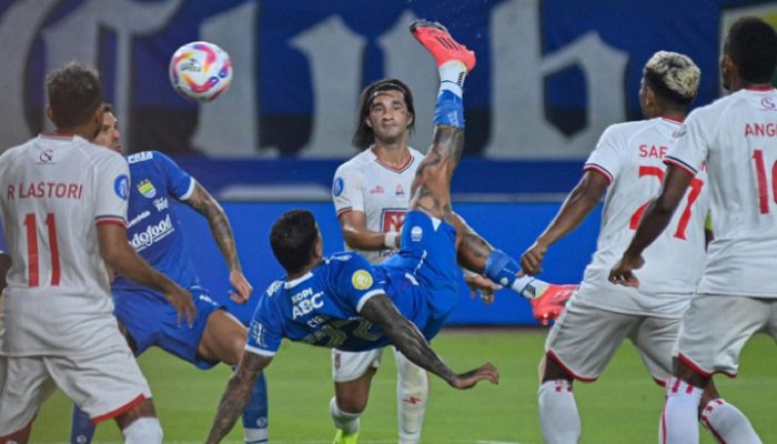 STADION GBLA, Kota Bandung, Jumat (6/2/2026) malam, bakal menjadi arena pertandingan ekstra keras saat Persib Bandung menjamu Malut United.