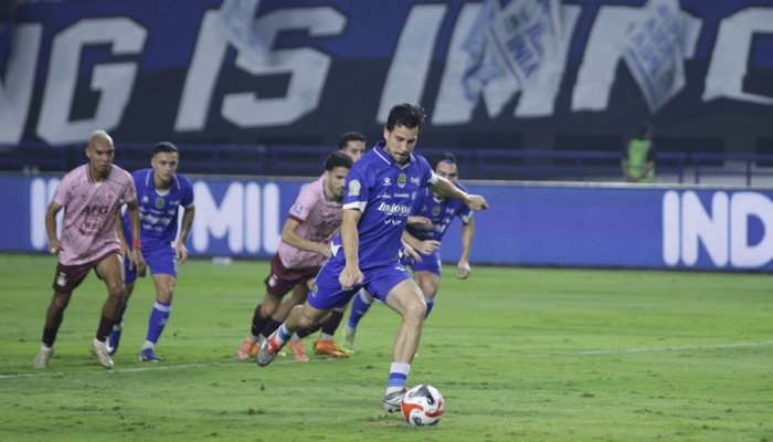 Persib Bandung menekuk Persik Kediri 3-0 pada laga Pekan 25 Super League 2025-2026 di GBLA, Kota Bandung, Senin (9/3/2026) malam.