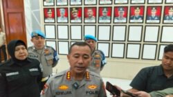 Jelang arus mudik Lebaran, jajaran Polrestabes Bandung perketat patroli di sejumlah kawasan permukiman untuk mengantisipasi tindak kejahatan. 