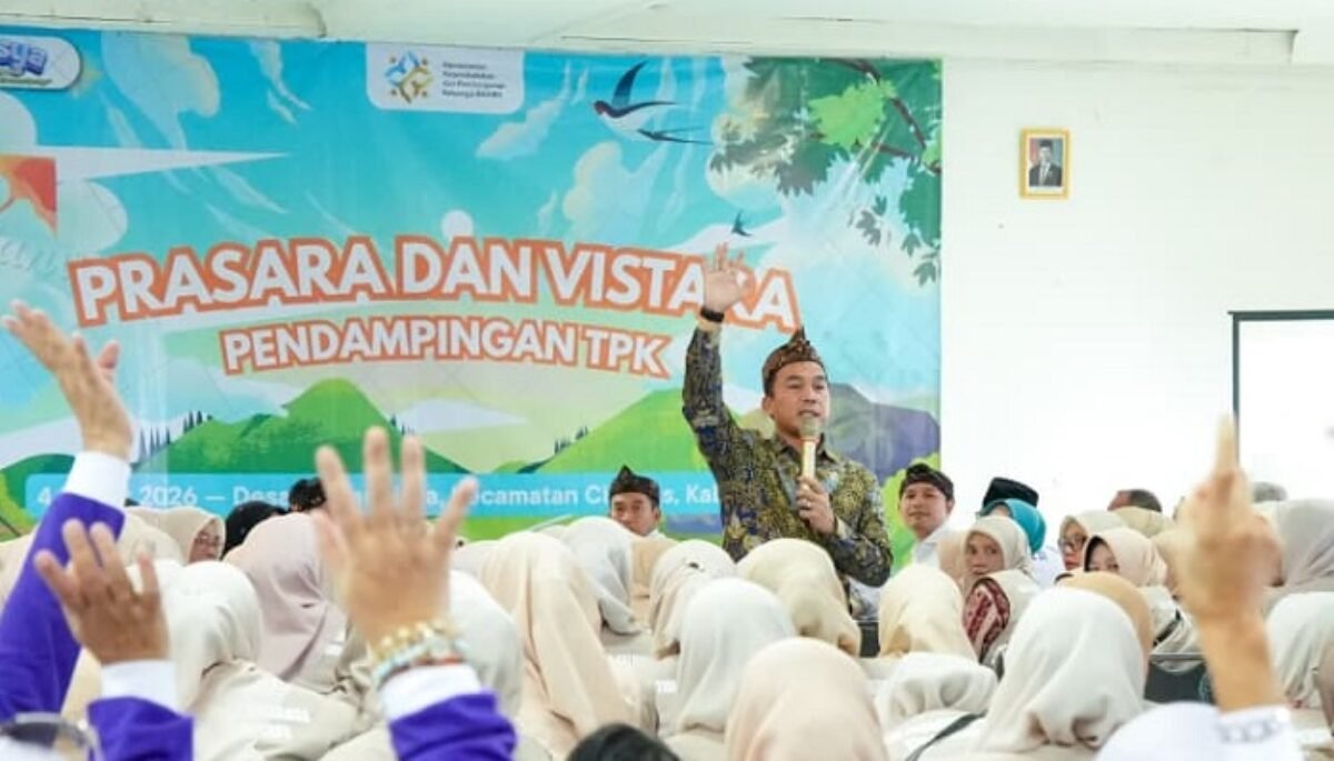 Temui Masyarakat Cianjur, Menteri BKKBN Pastikan Distribusi MBG 3B Berjalan Lancar