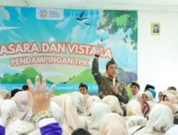 Temui Masyarakat Cianjur, Menteri BKKBN Pastikan Distribusi MBG 3B Berjalan Lancar