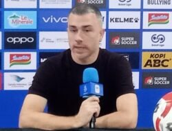 Marcos Reina Sebut 2 Penalti Persib Hancurkan Pemainan Bagus Persik Kediri