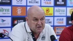 Pelatih Persib Bandung Bojan Hodak menyebutkan hasil imbang 1-1 melawan Borneo FC di Stadion Segiri,, bukanlah hasil yang buruk bagi timnya.