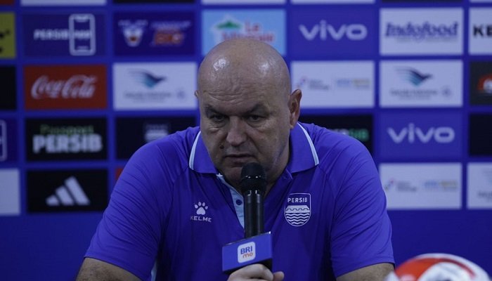 Pelatih Persib Bandung Bojan Hodak mengalihkan fokus ke laga selanjutnya di Super League 2025-2026, seusai menghajar Persik Kediri 3-0.