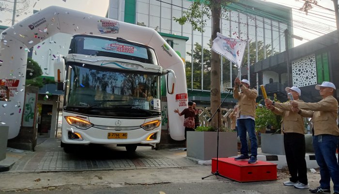 PT Pegadaian Kantor Wilayah X Jabar melepas 250 pemudik dalam program bertajuk 'Mudik Aman Berbagi Harapan', Selasa (17/3/2026) pagi.