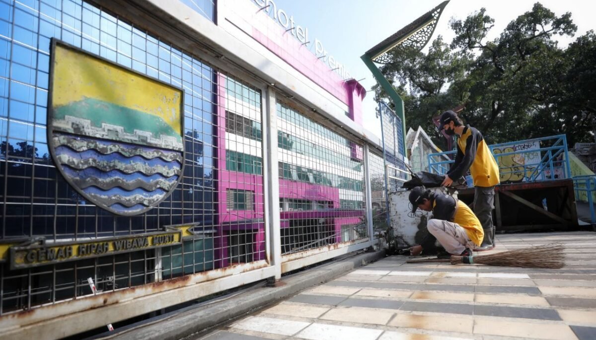 Farhan: Pembongkaran Teras Cihampelas Tunggu Izin KPK