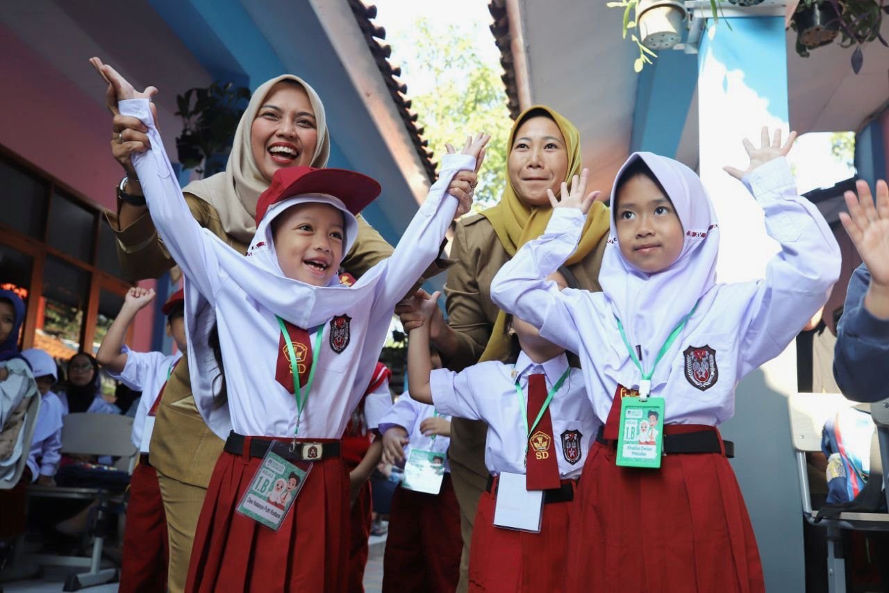 83,8 Persen Warga Bandung Puas, Perubahan Sekolah Semakin Terasa