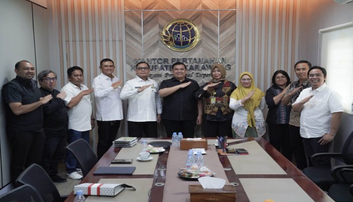 Aspirasi masyarakat kembali menjadi sorotan dalam upaya mendorong pelayanan publik yang bersih dan transparan. 