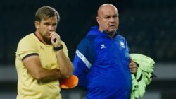 Bojan Hodak Waspadai Motivasi Tinggi Bali United hadapi Persib Bandung