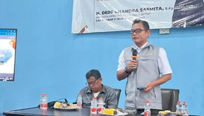 Anggota Komisi V DPRD Jabar H Dede Chandra Sasmita mengungkapkan sejumlah poin penting yang paling urgent dibenahi di sektor pendidikan.