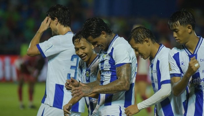 Pelatih Persib Bandung Bojan Hodak mengakui tidak mudah bagi timnya mengalahkan Semen Padang di Stadion H Agus Salim, Minggu (5/4/2026) malam.