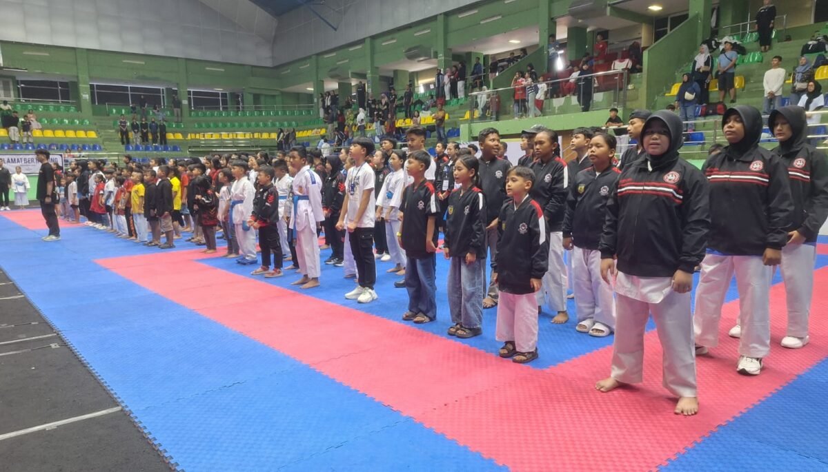 Liga Karate Antar Pelajar Seri 1 2026 Resmi Dibuka, Siapkan Wakil Indonesia ke Kancah Internasional. (foto: juaranews/rahman)