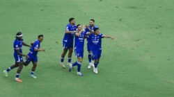 Persib Bandung memastikan tetap memuncaki klasemen sementara hingga Pekan 31 Super League 2025-2026, setelah mengalahkan PSIM Yogyakarta 1-0 di Stadion Gelora Bandung Lautan Api (GBLA), Kota Bandung, Senin (4/5/2026) sore.