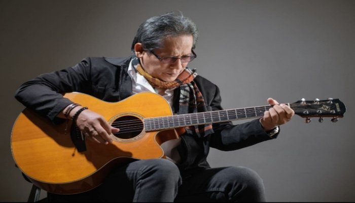 Bandung kembali melahirkan sosok musisi dengan karakter kuat dan pesan mendalam dalam setiap karya ia adalah Ganjar Noor.