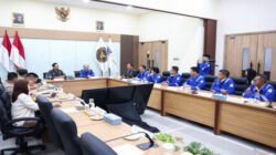 Menteri Koordinator Bidang Infrastruktur dan Pembangunan Kewilayahan AHY melakukan kunjungan kerja ke PT PAL Indonesia di Surabaya.