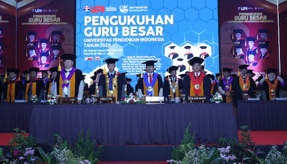 UPI Kukuhkan 14 Guru Besar Baru