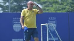 Pelatih Persib Bandung Bojan Hodak menegaskan, timnya siap menghadapi Persija Jakarta, di Stadion Segiri, Samarinda.