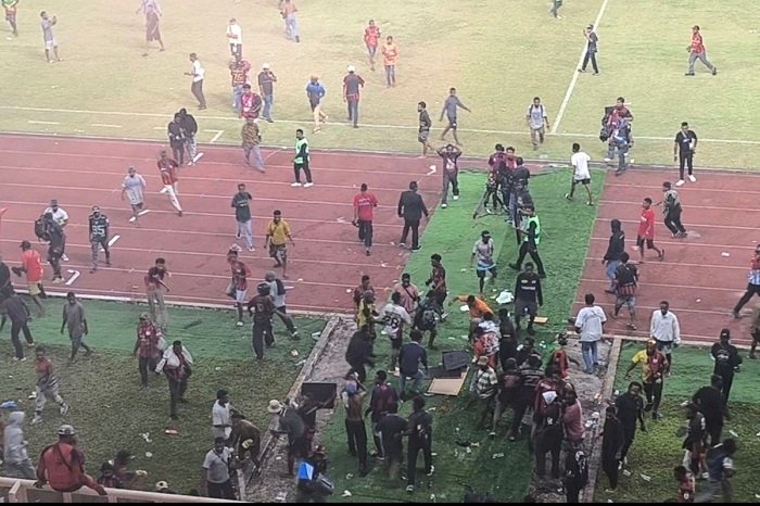Tim Persipura Jayapura gagal kembali berlaga di kasta tertinggi sepak bola Tanah Air, Super League pada musim depan.