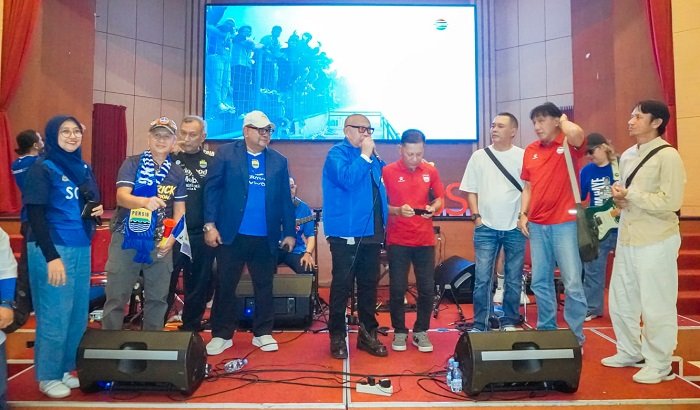 Gelaran nonton bareng laga Persib Bandung versus Persijap yang digelar HIS Entertainment di USB YPKP, Sabtu (23/5/2026) berlangsung semarak.